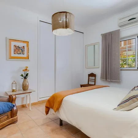 Apartmán T2 Com Patio E Barbecue *