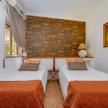Apartmán T2 Com Patio E Barbecue *